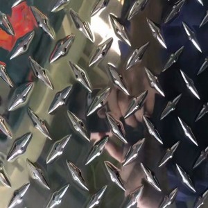 fem bar aluminiumsplade 3003 præget aluminiumspole / -plade